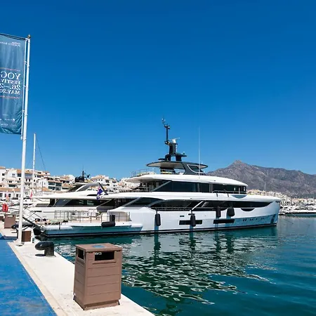 Marina Banús Apartment, Puerto Banús, Marbella. Marbella