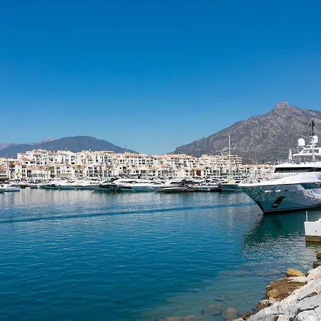 Marina Banús Apartment, Puerto Banús, Marbella. Marbella